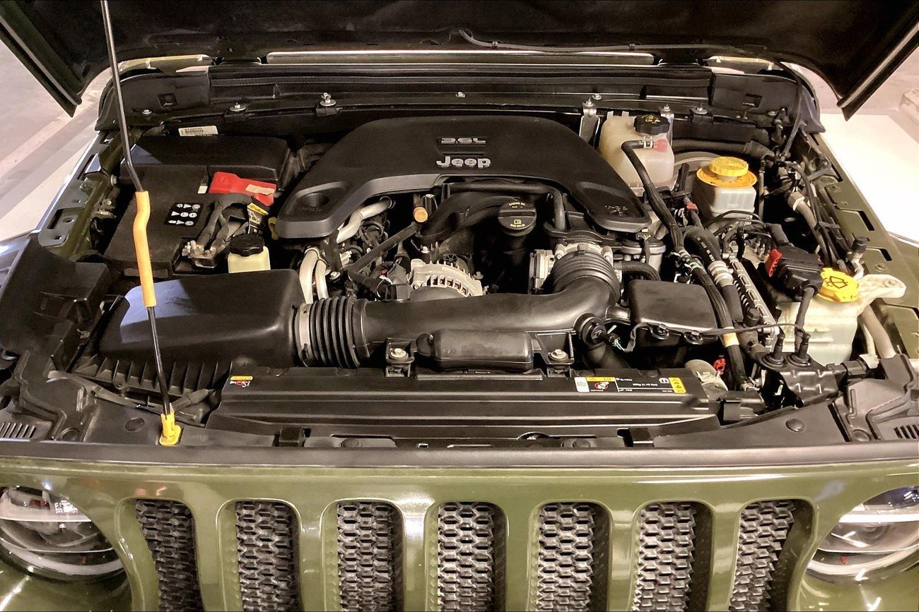 Jeep Wrangler Sahara Plus Unlimited | Guaranteed Warranty | 0 Down Payment