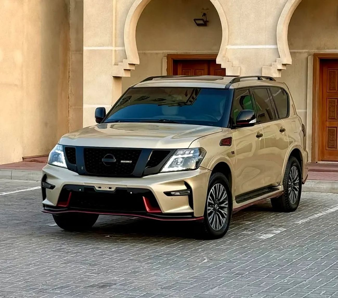 Nissan Patrol LE PLATINUM - GCC Specs - Pristine Condition