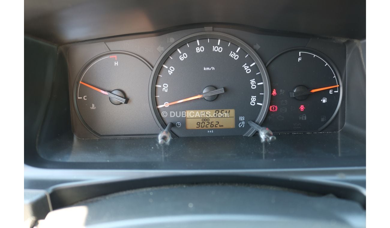 Toyota Hiace CHILLER  VAN