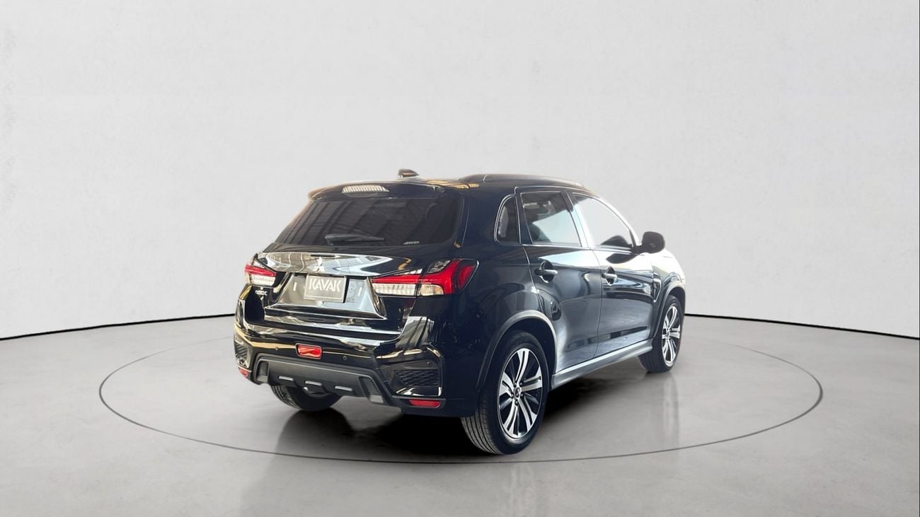 ميتسوبيشي ASX 2.0 CVT 4WD GLX LUXURY HL | شامل الضمان | 0 ﺪﻔﻋﺓ ﺃﻮﻟﻯ