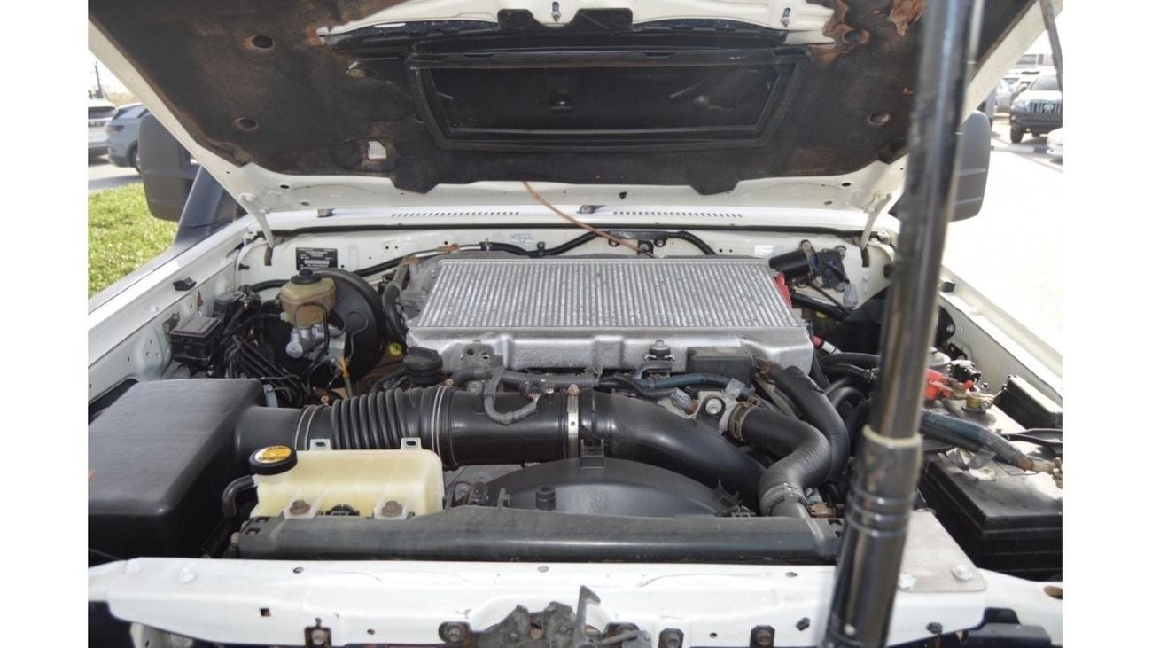 تويوتا لاند كروزر 70 Clean car Diesel engine
