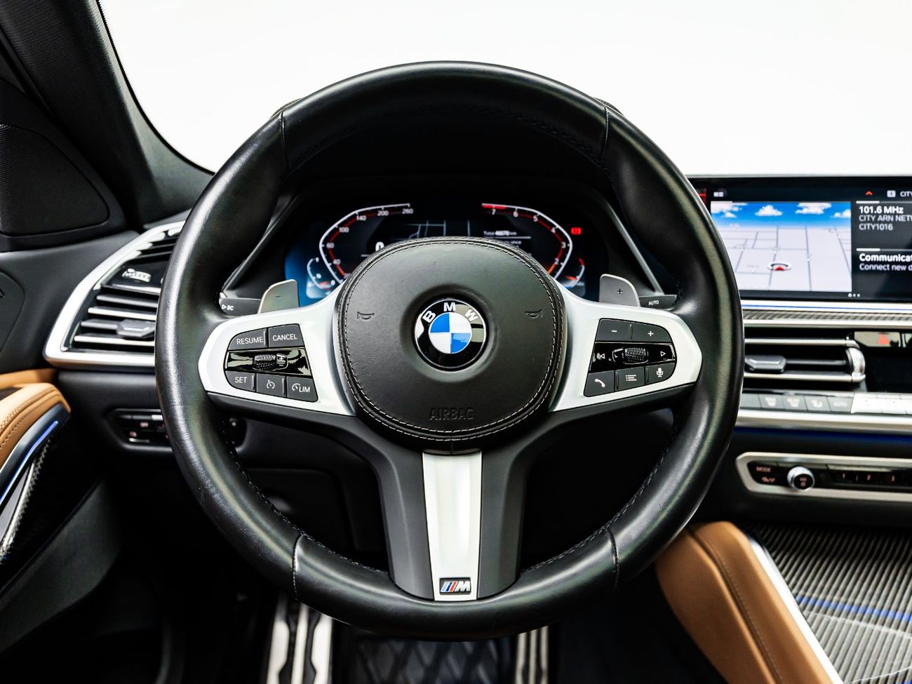 BMW X6 40i M Sport 3.0L 2023 BMW X6 xDrive40i, 2027 BMW Warranty + 2032 BMW Service Contract, Low KMs, GCC