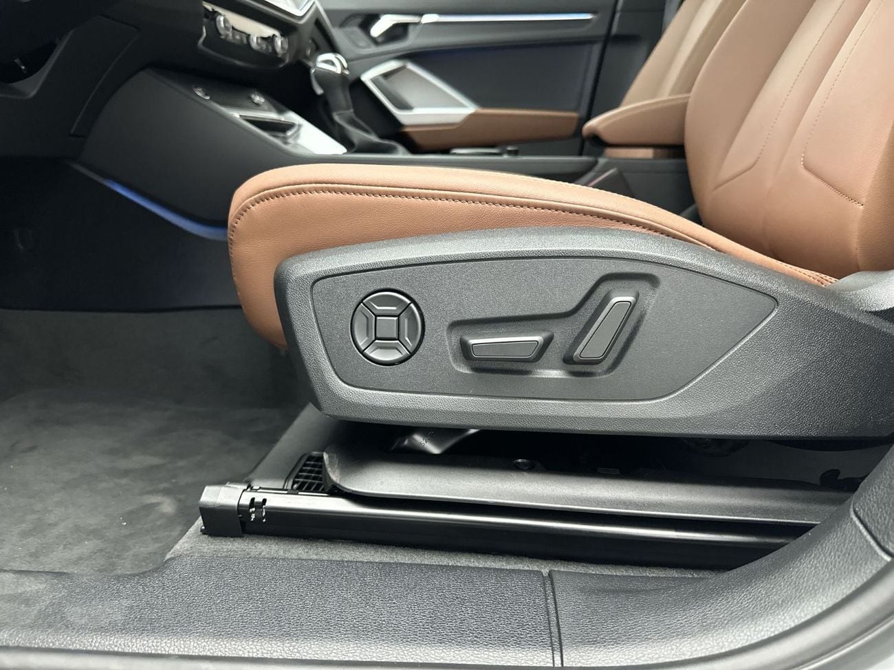 أودي Q3 Sportback 40 TFSI quat 180hp S line (Ref# 07049) EXCLUSIVE RAMADAN OFFER
