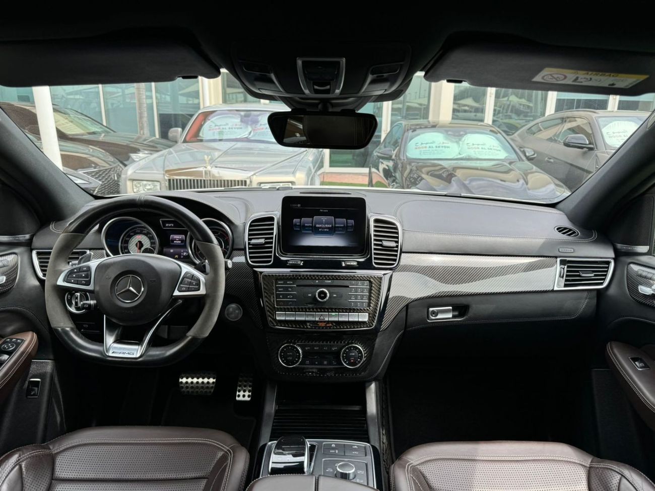 مرسيدس بنز GLE 63 AMG مرسيدس GLE63S خليجي 2018 صبغ وكالة تشييكات الوكالة تحت الضمان بحاله ممتازه