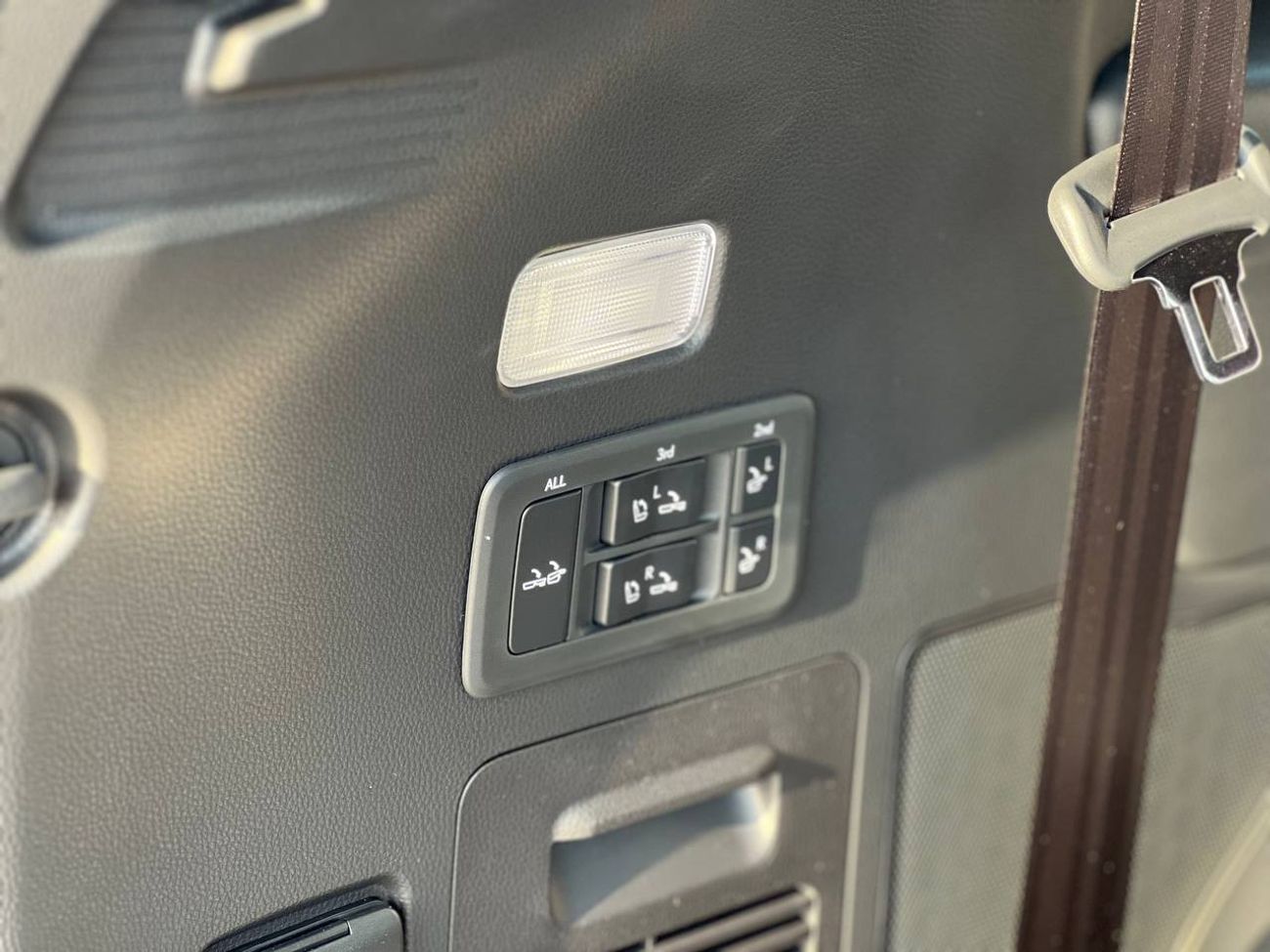 Lexus LX 600 OVER-TRAIL 3.5L PTR A/T // 2025 // FULL OPTION WITH OFF ROAD TYRE , RADAR , HEAD UP DISPLAY // SPECI