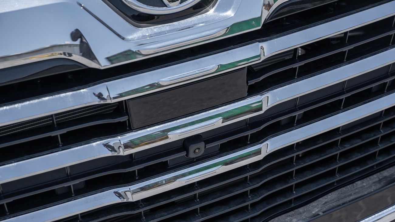 تويوتا جرافينا TOYOTA GRANVIA 3.5L HI SIX SEATS -2026YM