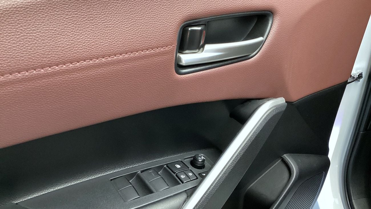 تويوتا كورولا كروس GLI | شامل الضمان | 0 ﺪﻔﻋﺓ ﺃﻮﻟﻯ