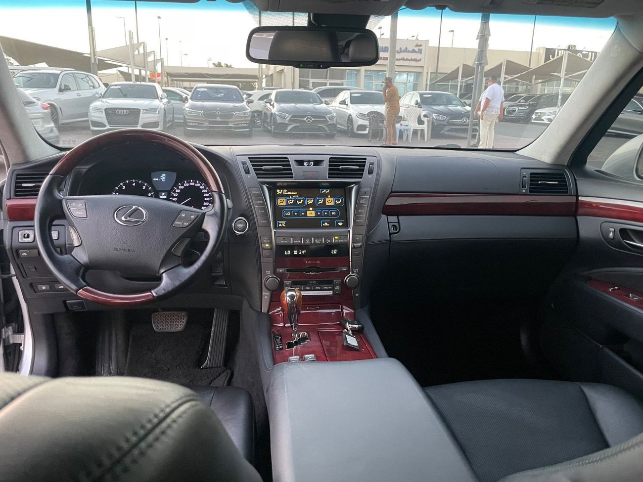 لكزس LS600h وارد اليابان اوراق جمارك