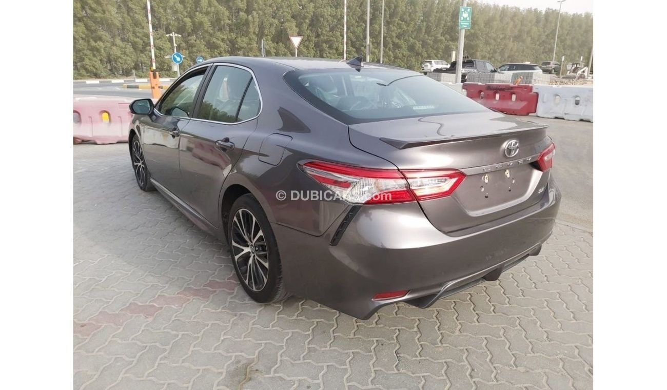 Toyota Camry SE SE SE SE 2020 Toyota Camry, Metallic Grey Color, Clean car