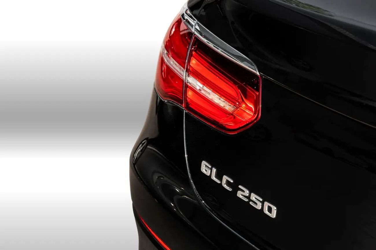 Mercedes-Benz GLC 250 JANUARY SAVINGS | 0% Downpayment | 2,442 P/M | Warranty and Service Package Available