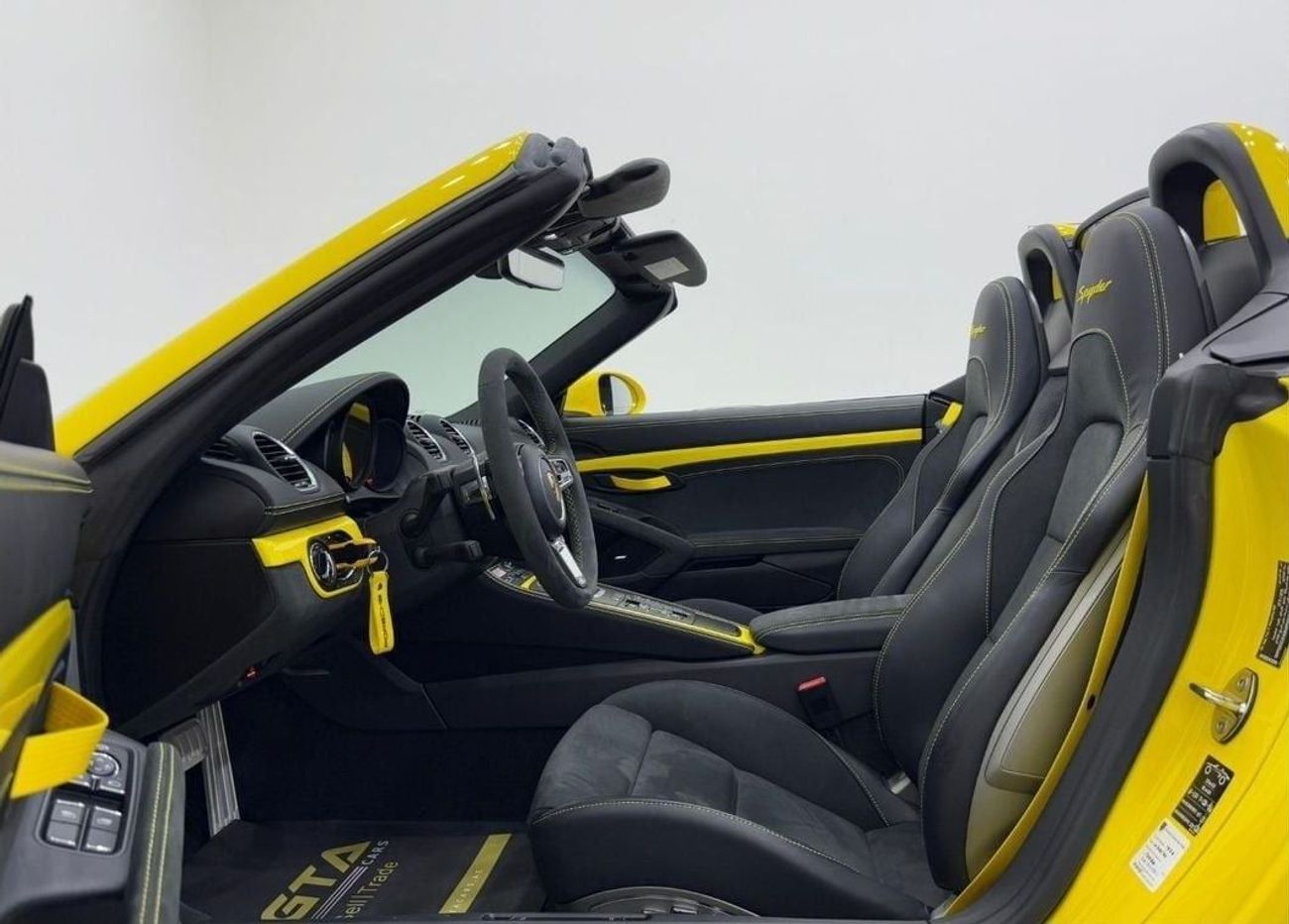 Porsche 718 Spyder RS 2023 Porsche 718 Spyder Cabriolet, March 28 Porsche Warranty, Full Porsche Service History, GCC