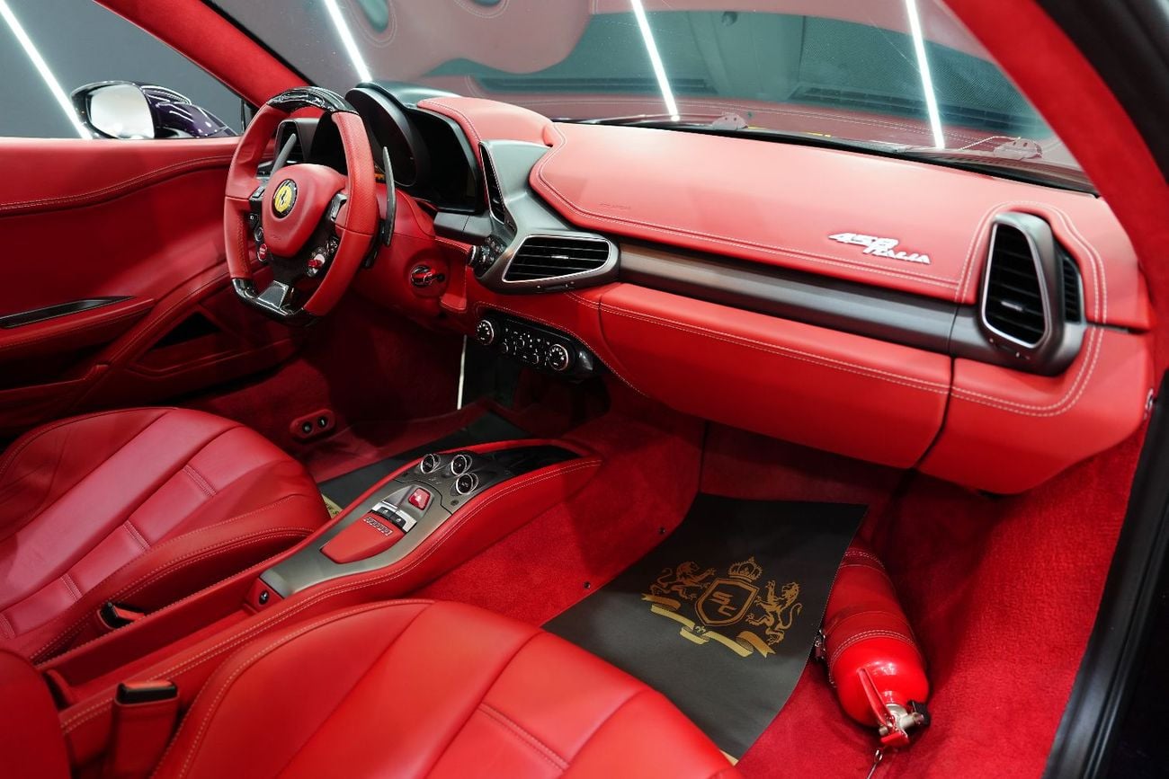 فيراري 458 إيطاليا Carbon Fiber Driver Zone + LEDs, GCC Specs!!