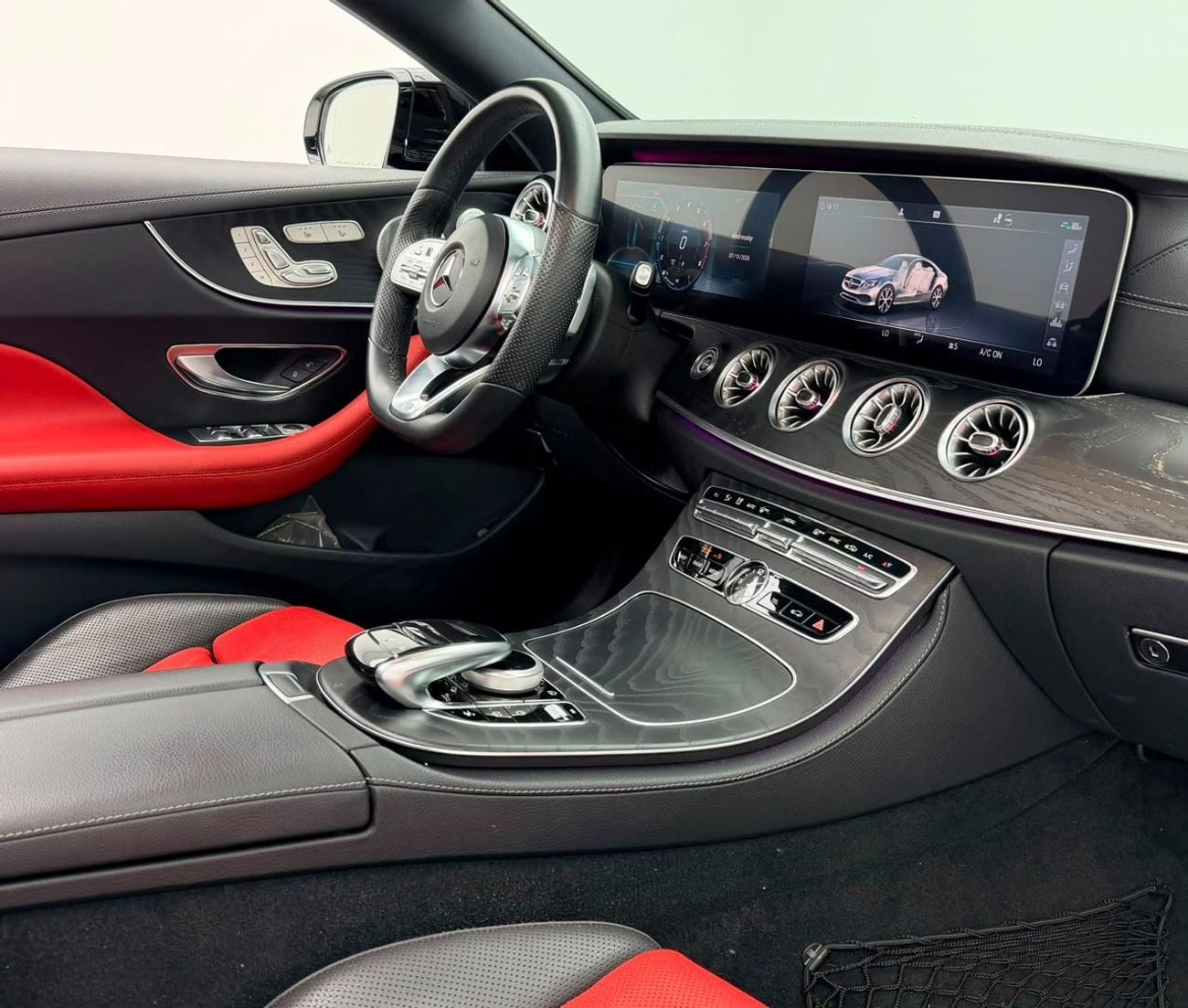 مرسيدس بنز E300 2019 Mercedes-Benz E300 Coupe, 1 Year Warranty Unlimited, Full Service History, Excellent Condition,
