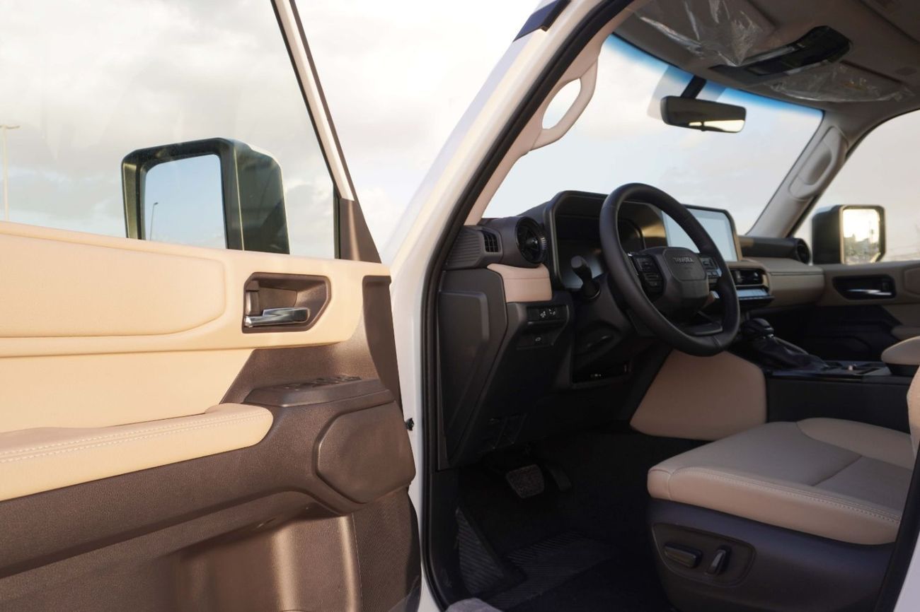 Toyota Prado 2.4L PETROL ALL-ROUNDER (18" AL, 12.3" DA, SUNROOF, LEATHER SEATS)