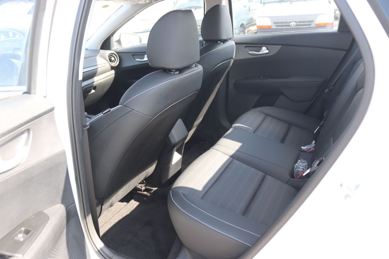 كيا K3 1.5L , PUSH START, SUNROOF, MODEL 2025