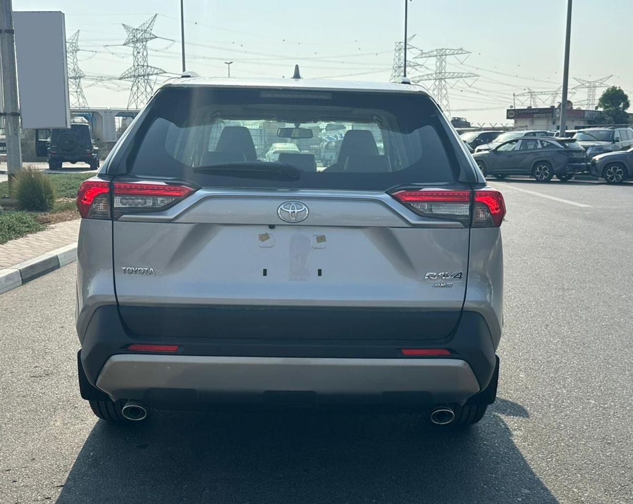 Toyota RAV4 2.5 LIMITED , PETROL , MEMORY SEAT, WIRELESS CHARGER ,PANORAMIC ROOF, FULL OPTION MODEL 2025