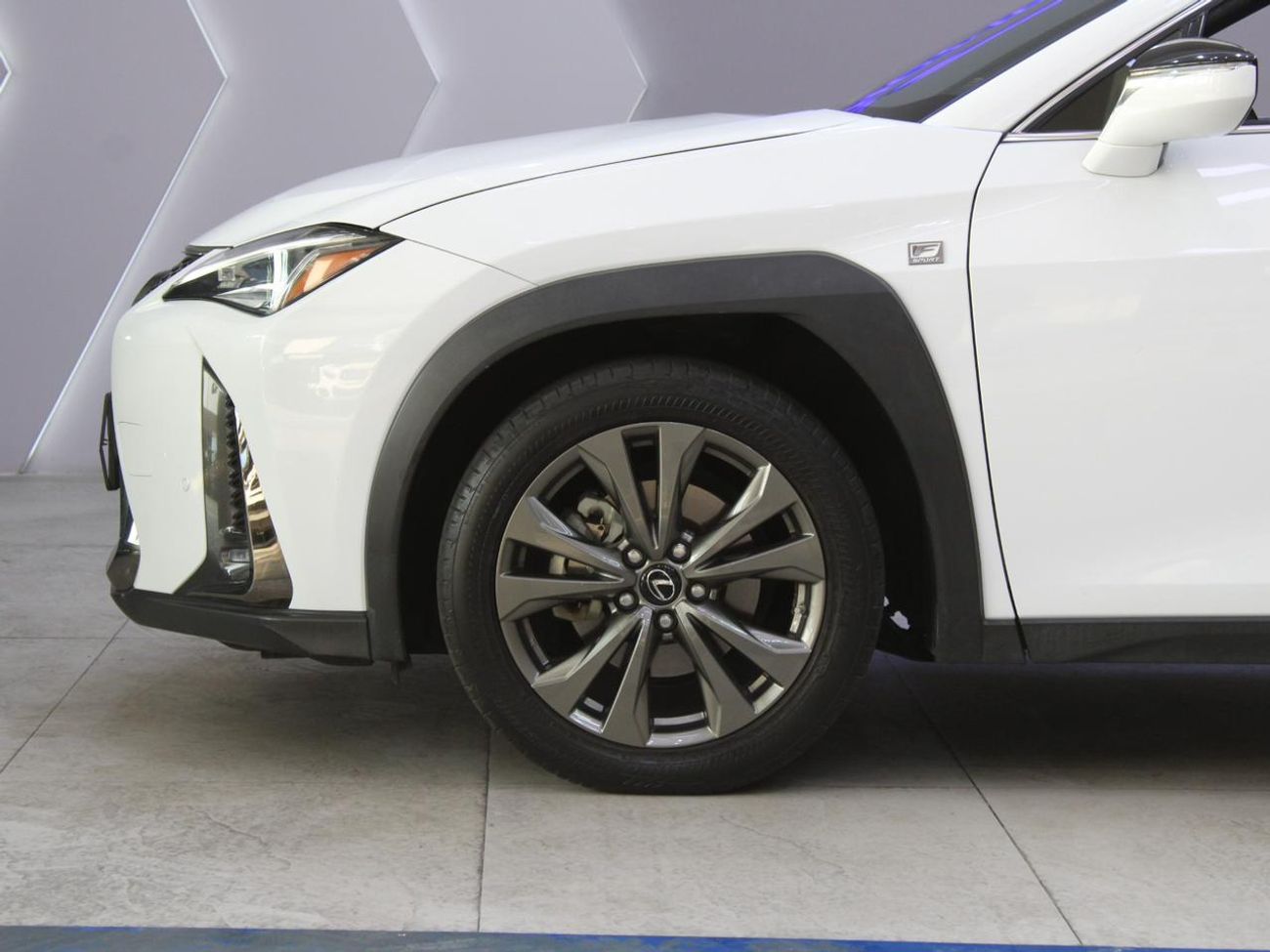 Lexus UX200 F-Sport