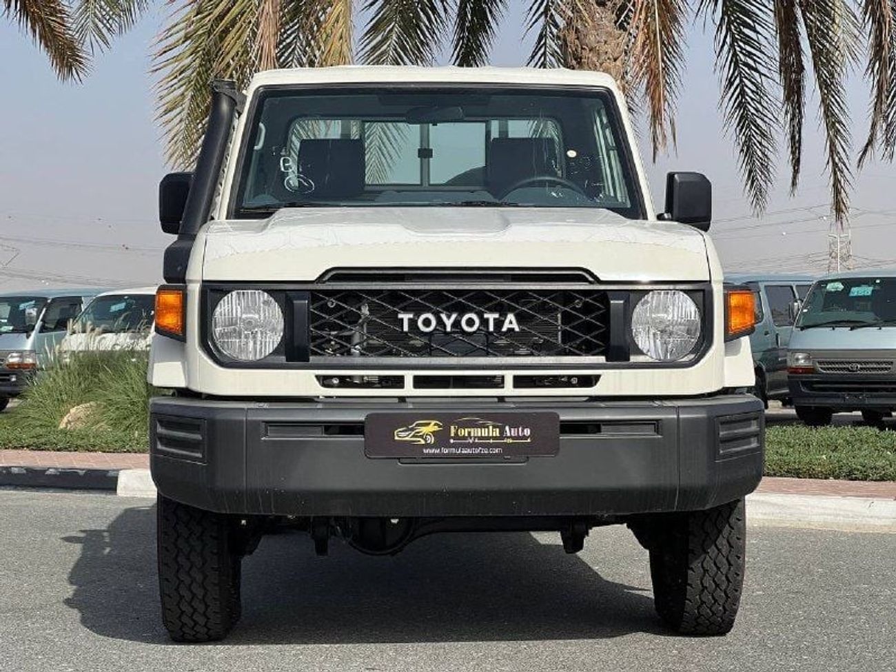 تويوتا لاند كروزر بيك آب LC79 S/C 4.2L DSL M/T // 2024 // STANDERD OPTION // SPECIAL OFFER // BY FORMULA AUTO // FOR EXPORT