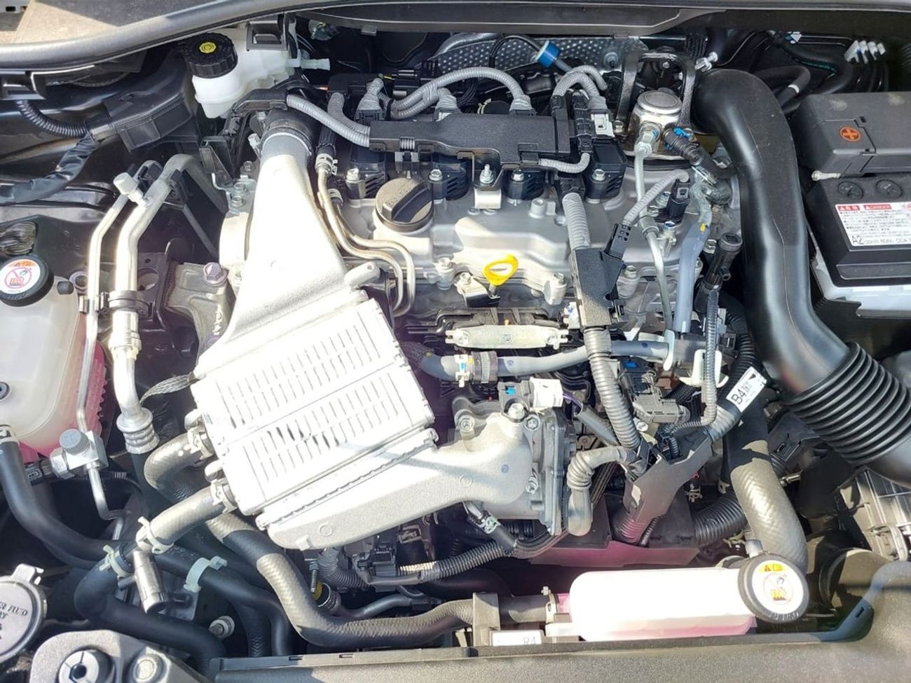 تويوتا CHR TOYOTA C-HR SUV RHD 2022 MODEL 1.2 L PETROL AUTOMATIC(PM31492)