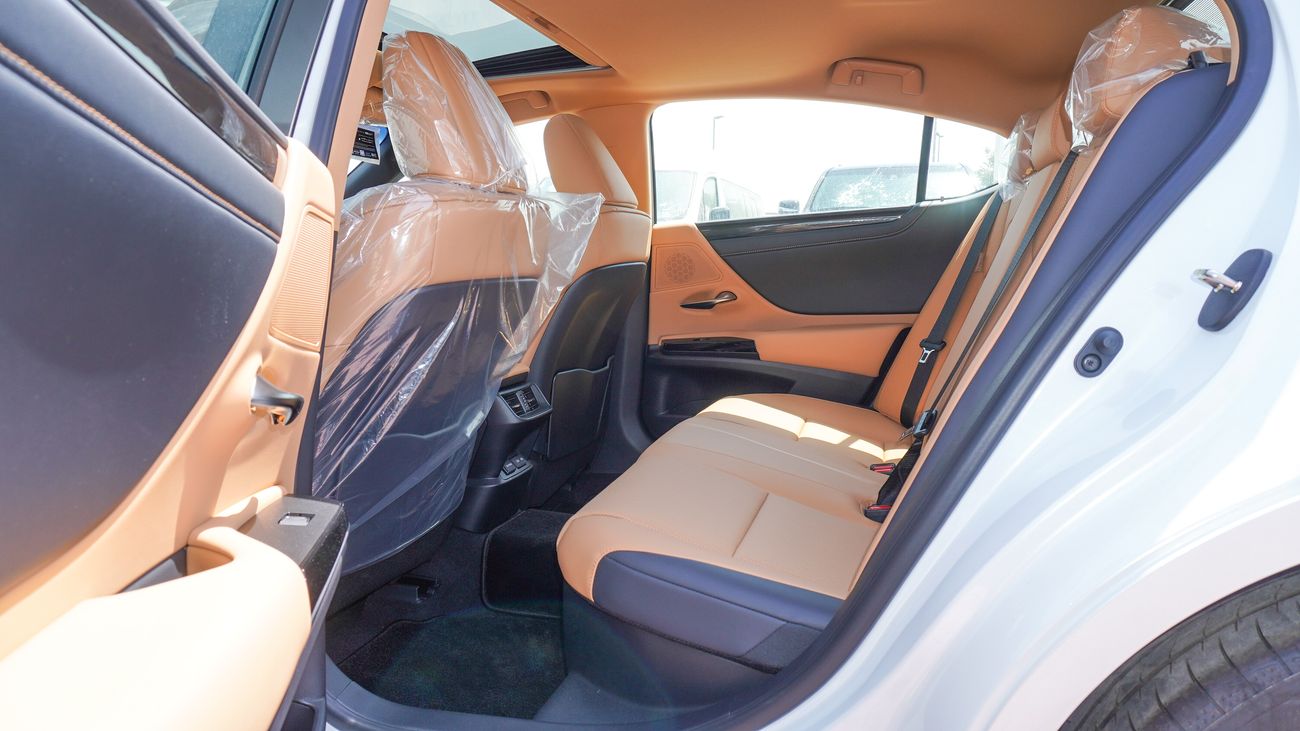 لكزس ES300h 2.5L Hybrid