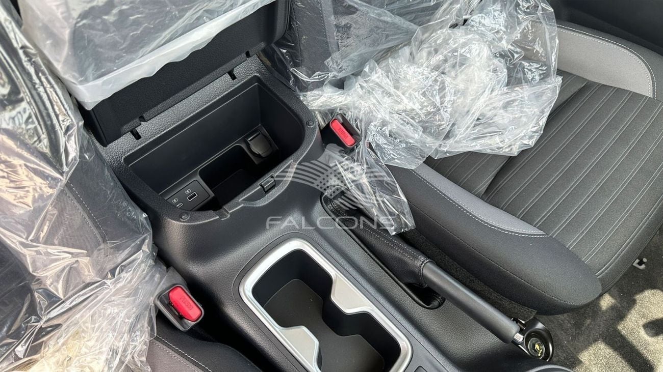 نيسان نافارا Nissan/Navara/NAV02 D23 2.5D XE 4X4 DC PLUS Mt