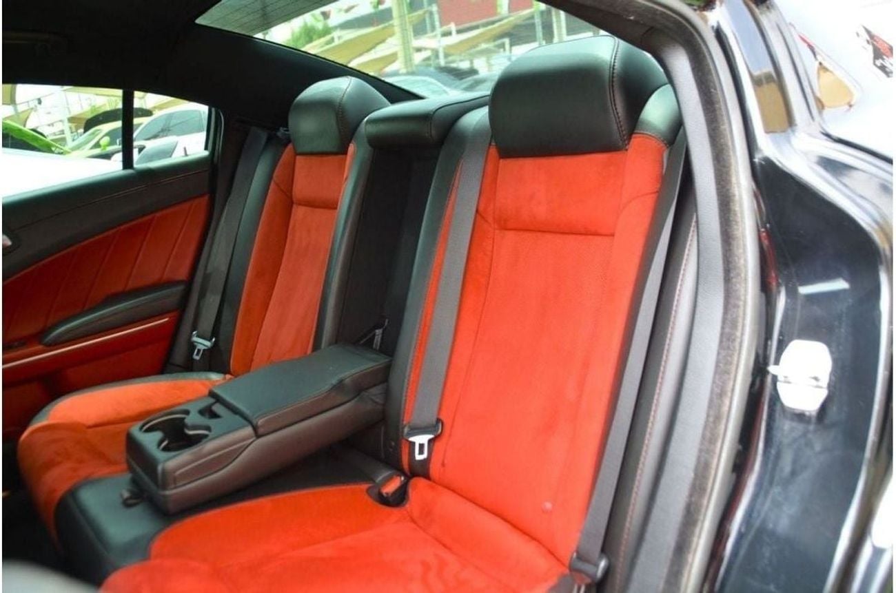 Dodge Charger RT SCATPACK WIDEBODY SRT 392 SRT -SCAT BACK-6.4L--FULL OPTION-SUN ROOF -RADAR -AIR BAGS/