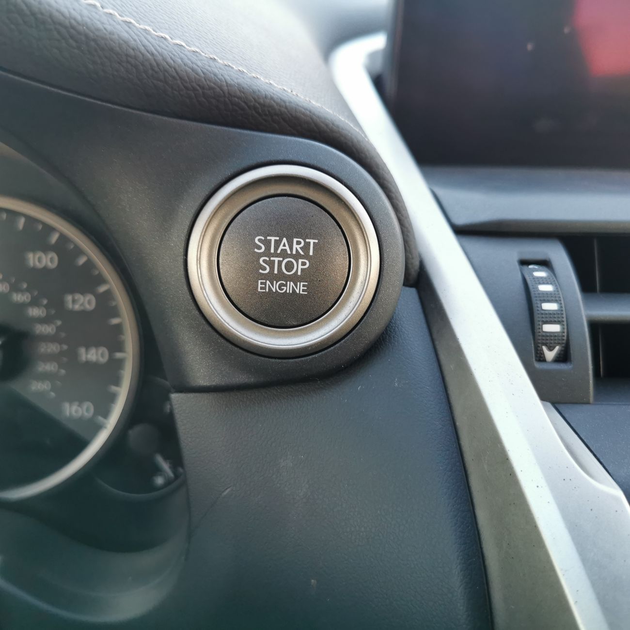 Lexus NX300 2.0L Petrol, Alloy Rims, DVD, Rear Camera, Front Power Seat &Leather Seats, Sunroof, (LOT #275)