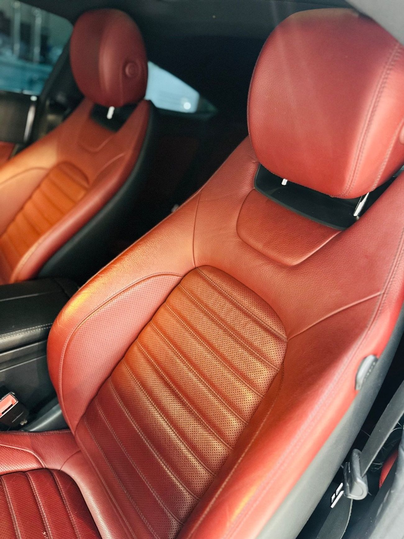 مرسيدس بنز C 300 كوبيه