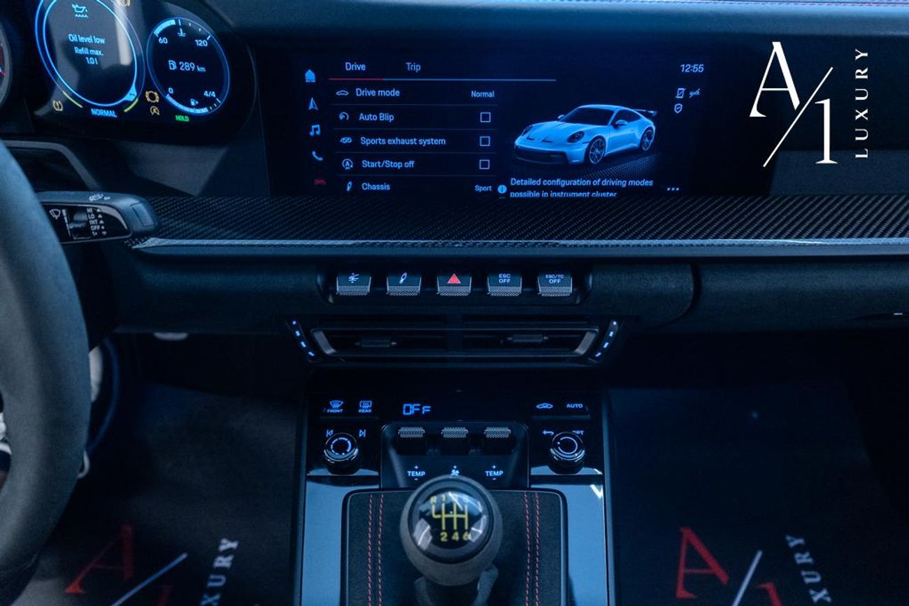 Porsche 911 GT3 4.0L 2022 Porsche 911 GT3, Warranty, Carbon Fiber Package, Sport Chrono Package, Manual Transmis