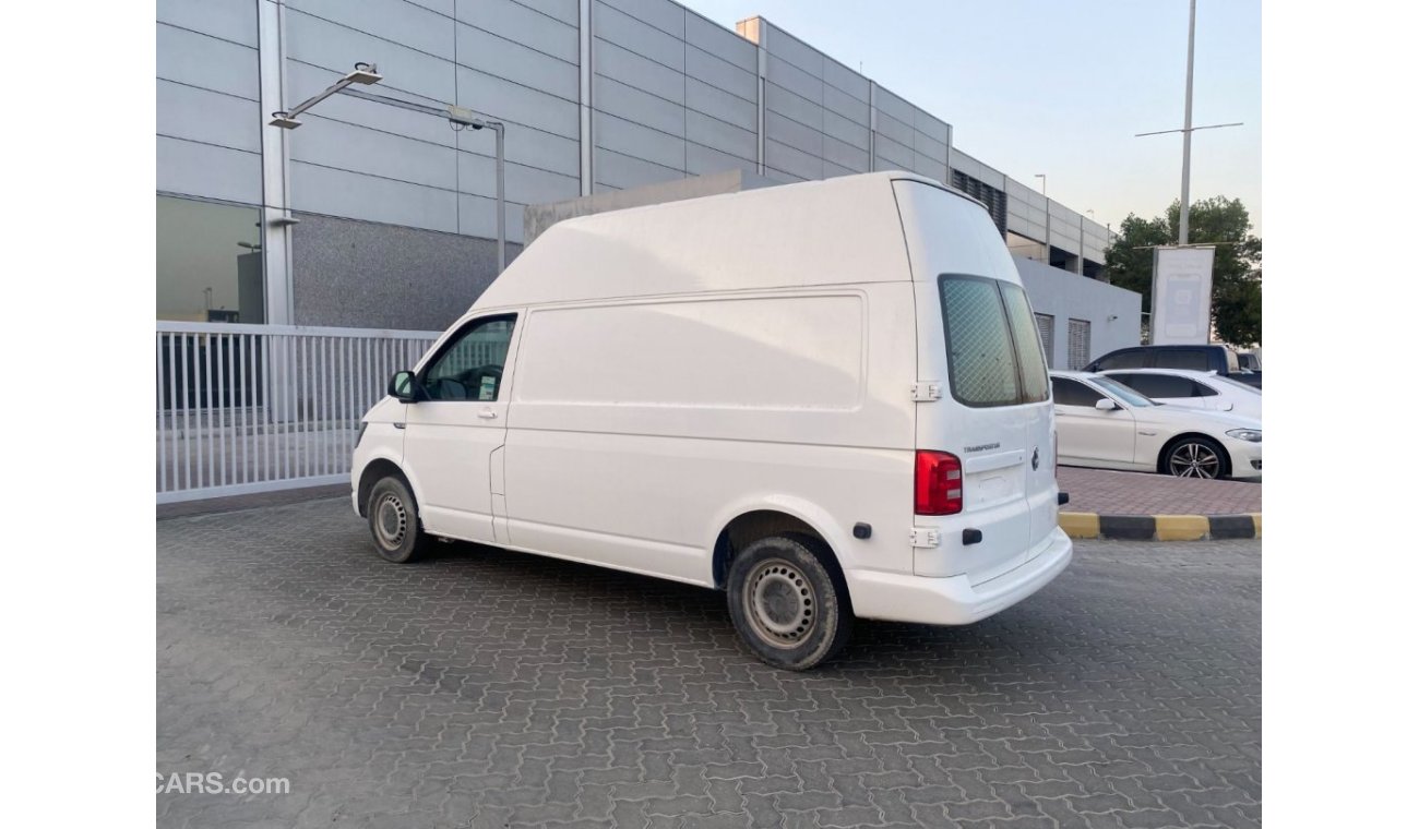 فولكس واجن T6 ترانسبورتر GCC VAN DIESEL