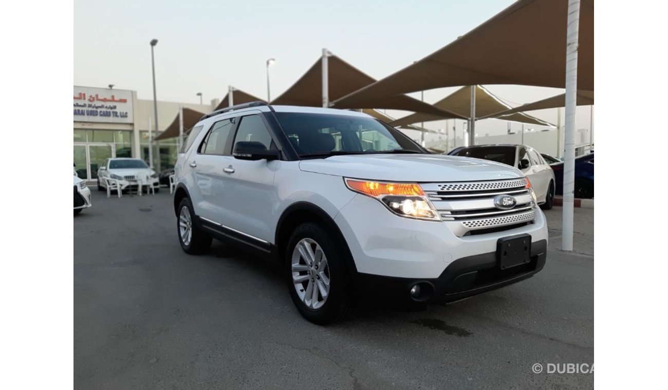 Ford Explorer Sport Trac فورد اكسبلورر 2015 خليجي صبغ وكالة بدون حوادث