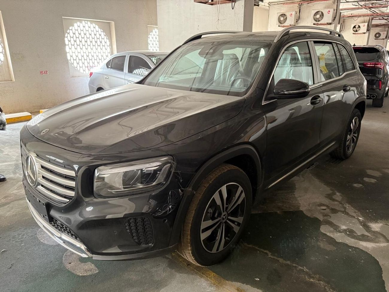 مرسيدس بنز GLB 200 7 Seater