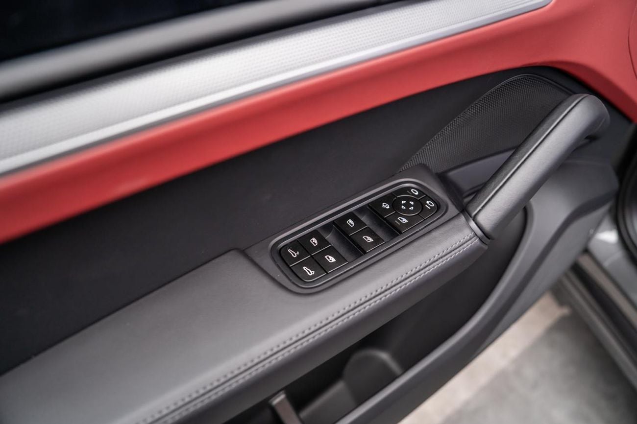 Porsche Cayenne STD