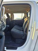 Toyota Hilux NORROW BODY / 2.7L V4 PETROL / A/T / PLASTIC BUMPER / BASIC STEEL WHEEL (CODE # 69045)