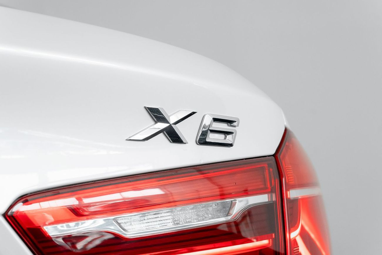 BMW X6 2019 BMW X6 xDrive35i M-Sport / AGMC Maintained