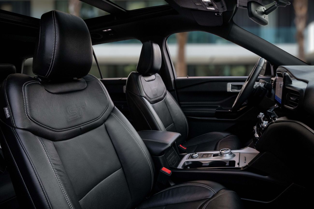 فورد إكسبلورر Explorer ST | 2,840 P.M | 0% Downpayment | FORD WARRANTY | LOW MILEAGE!