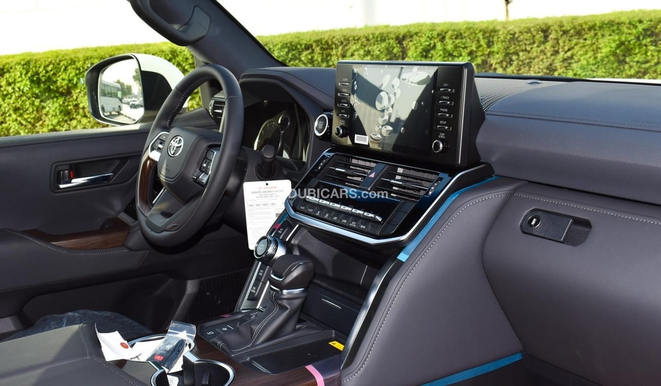 Toyota Land Cruiser LC 300 - GXR 4.0 L  - 2022 - WHITE INSIDE BLACK