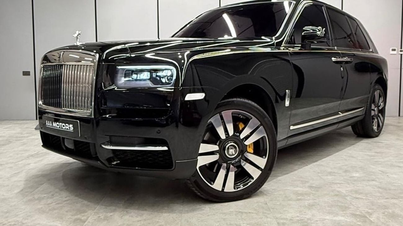 Rolls-Royce Cullinan Silver badge