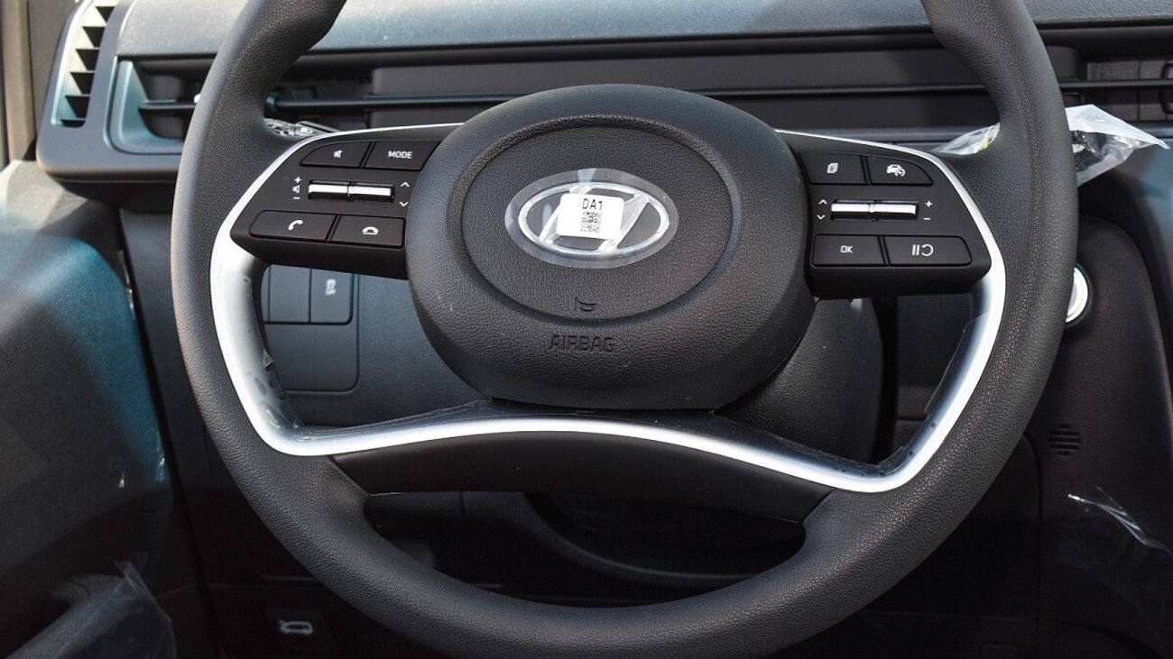 Hyundai Staria 3.5L VAN 11-SEATER (PETROL)