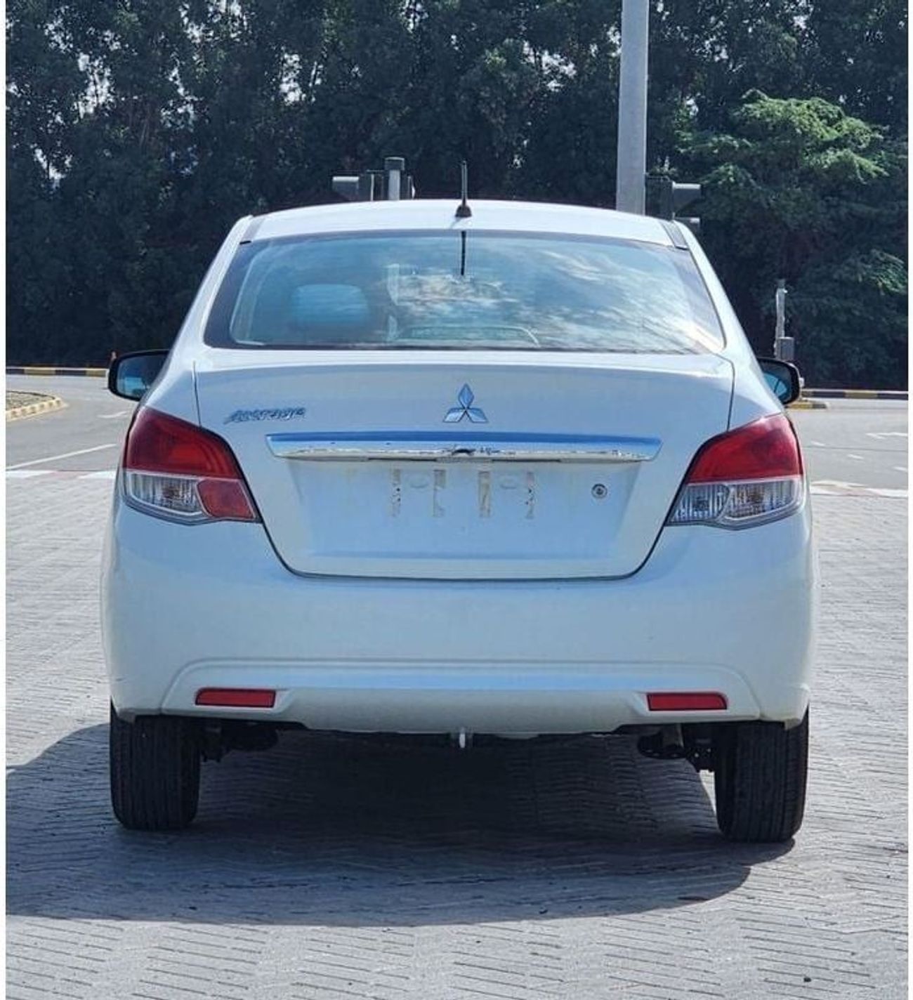 Mitsubishi Attrage GLX Mid 1.2L