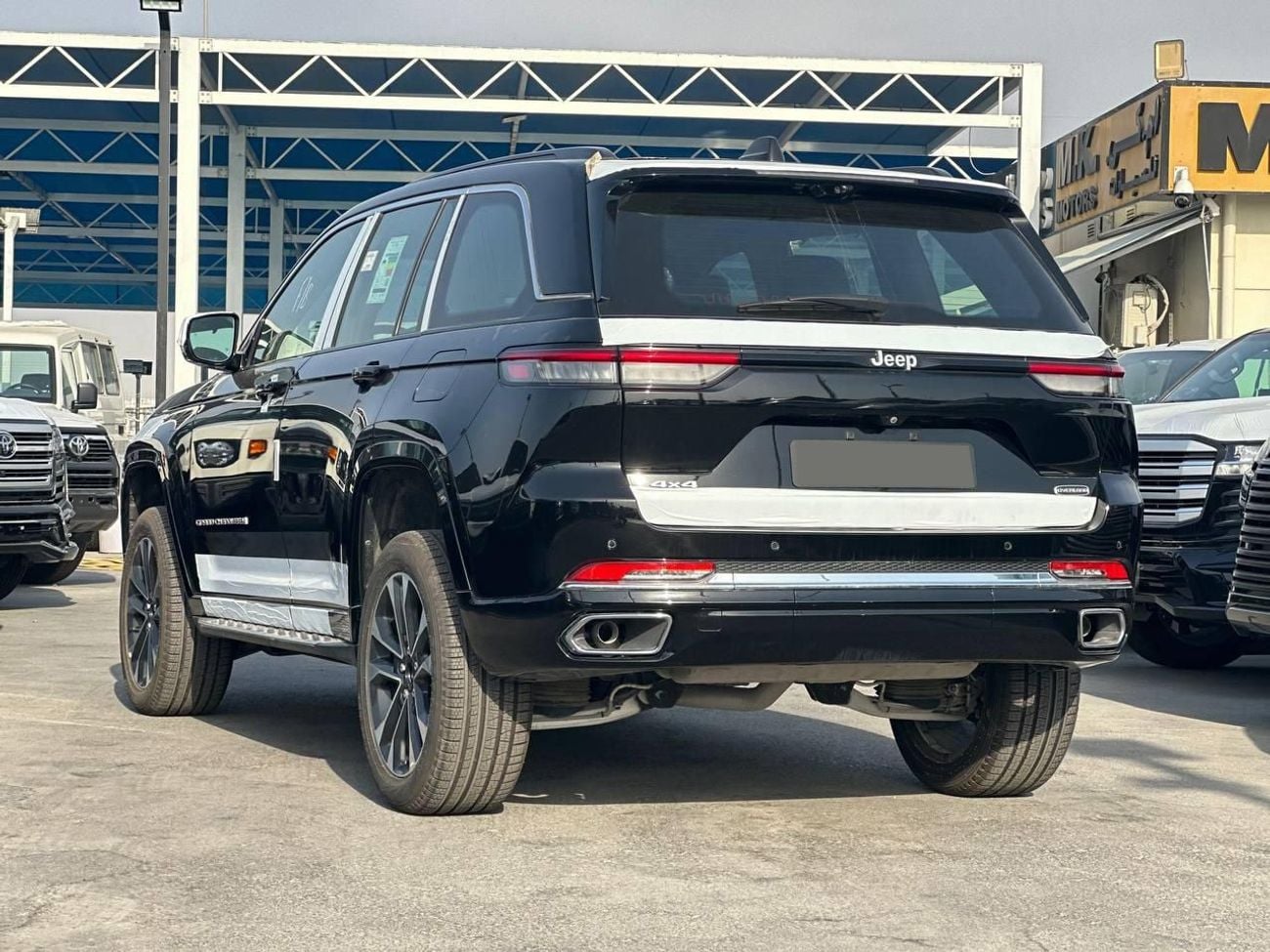 Jeep Grand Cherokee 2025 JEEP GRAND CHEROKEE OVERLAND NIGHT VISION GCC BRAND NEW 0KM