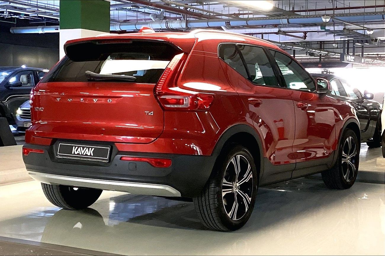 Volvo XC40 T4 Momentum | Guaranteed Warranty | 0 Down Payment