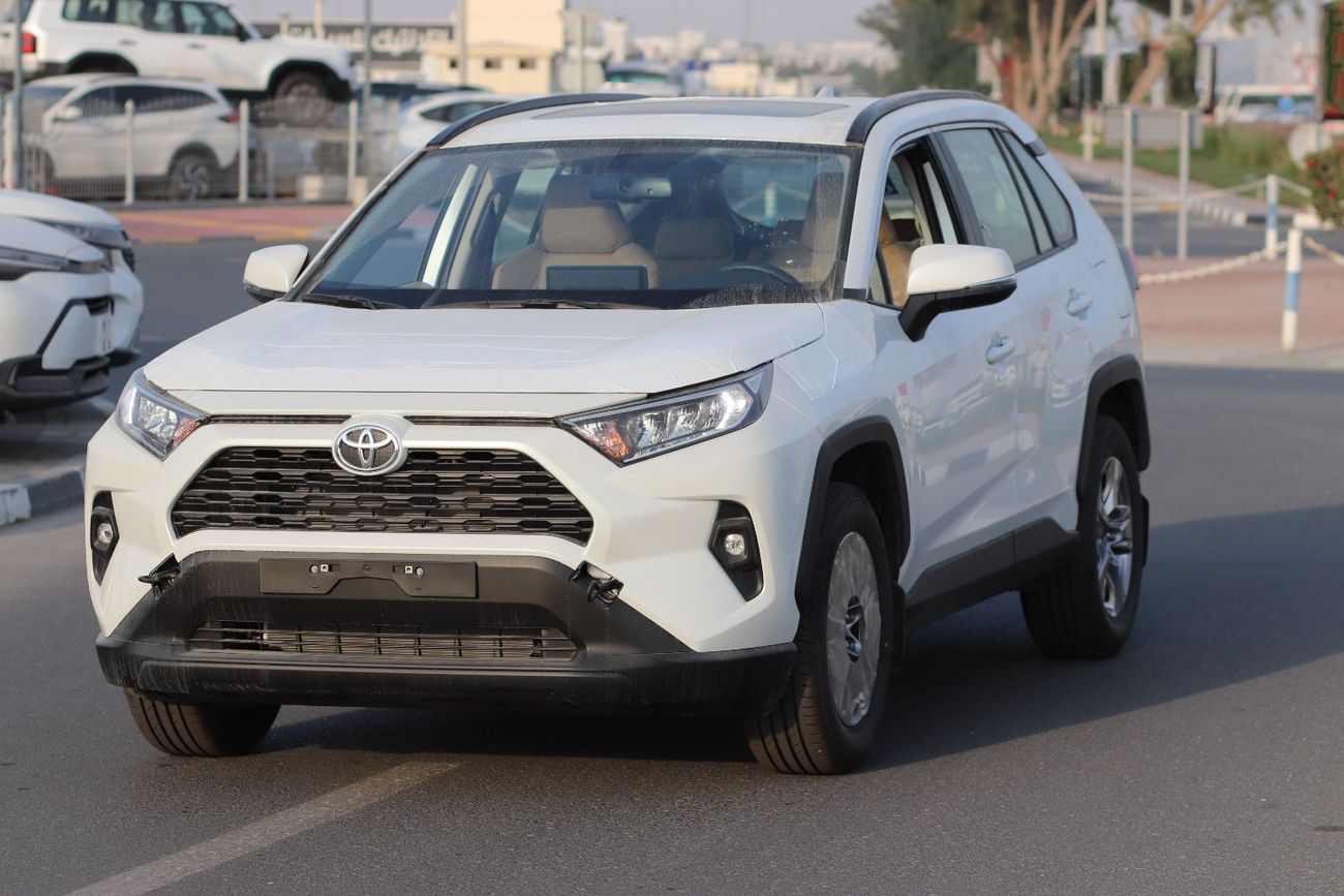 تويوتا راف ٤ 2.5 XLE-E  - 4WD - SUNROOF -ELECTRIC BACK DOOR- ALLOY WHEELS MODEL 2025