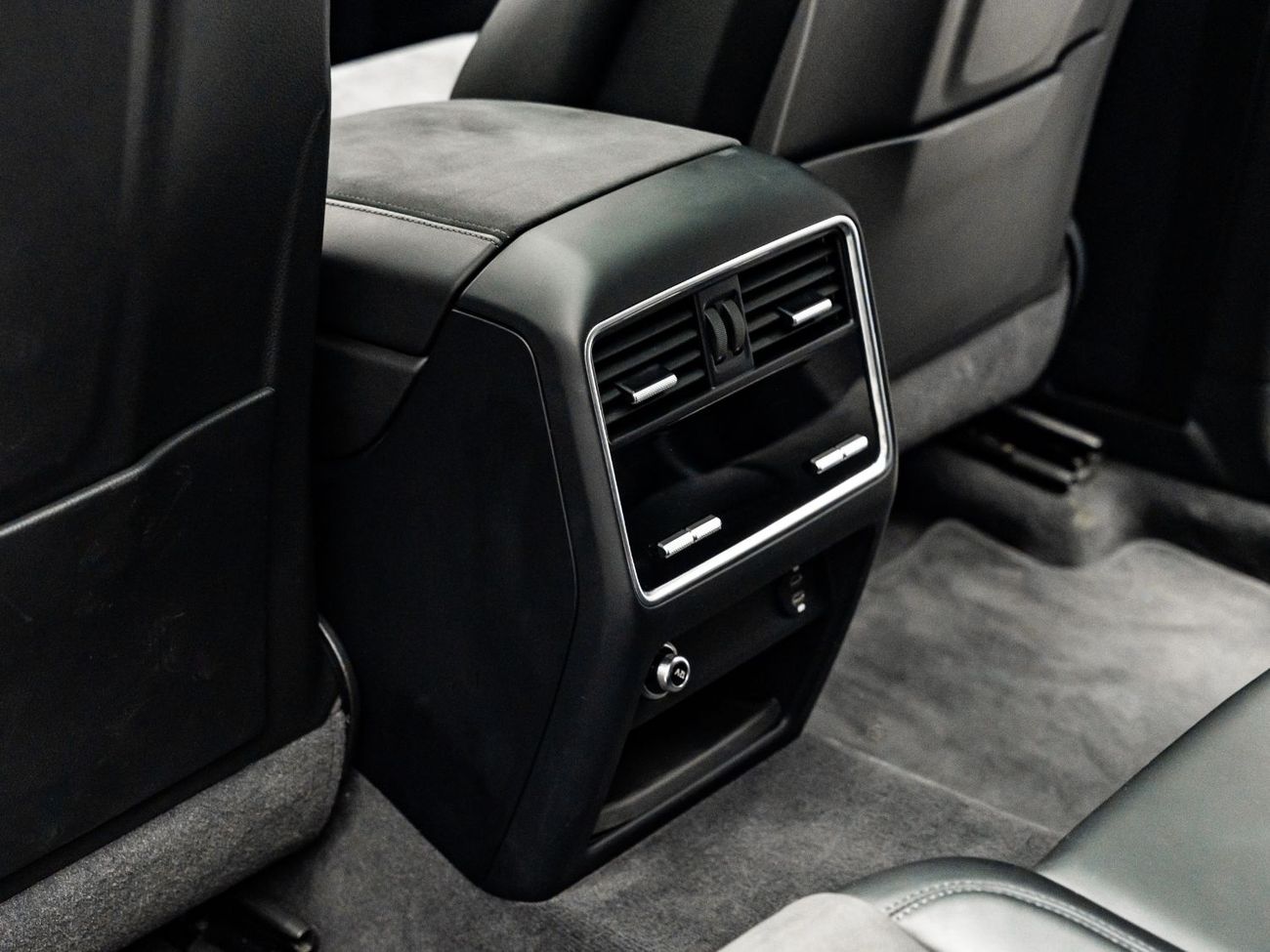 Porsche Cayenne 2023 Porsche Cayenne GTS Coupe, 2026 Porsche Warranty, Full Service History, Low KMs, GCC