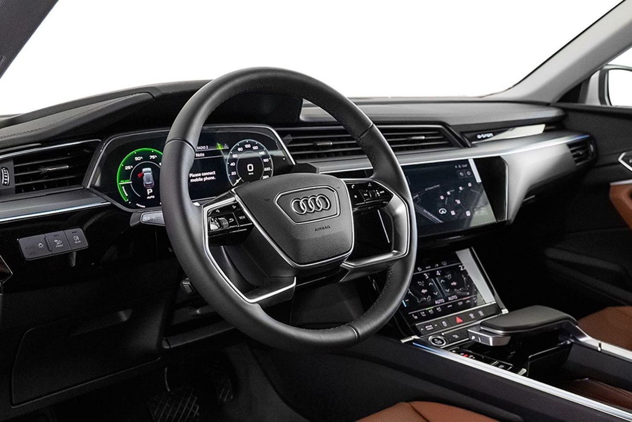أودي اي ترون 55 Quattro