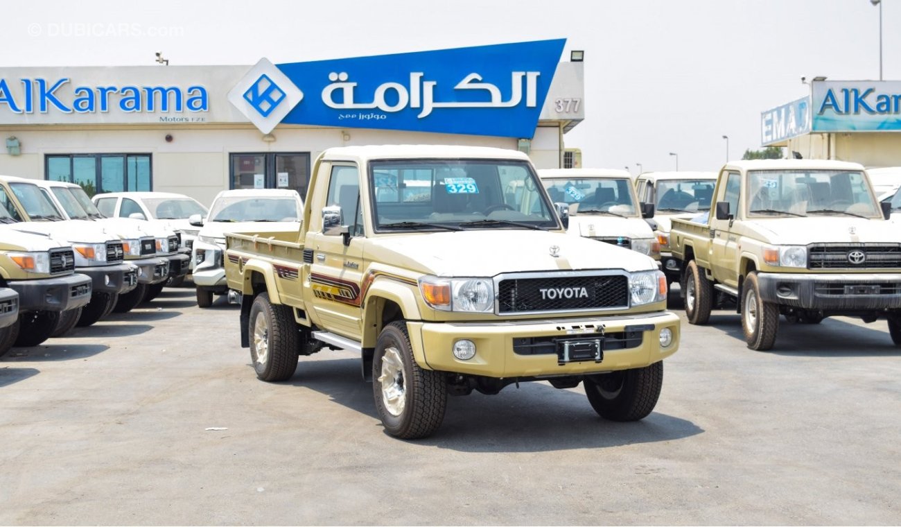 Toyota Land Cruiser Pick Up LX V6,4.0ltr,Petrol,with Alloy Wheels ,Winch,Difflock,Wooden interior,power window,