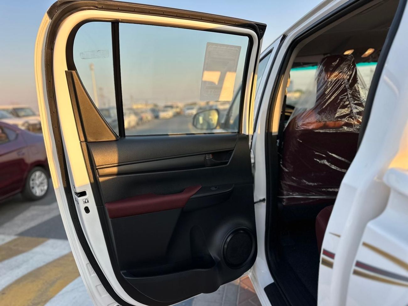 تويوتا هيلوكس GL 2.7L Double Cab Utility RWD