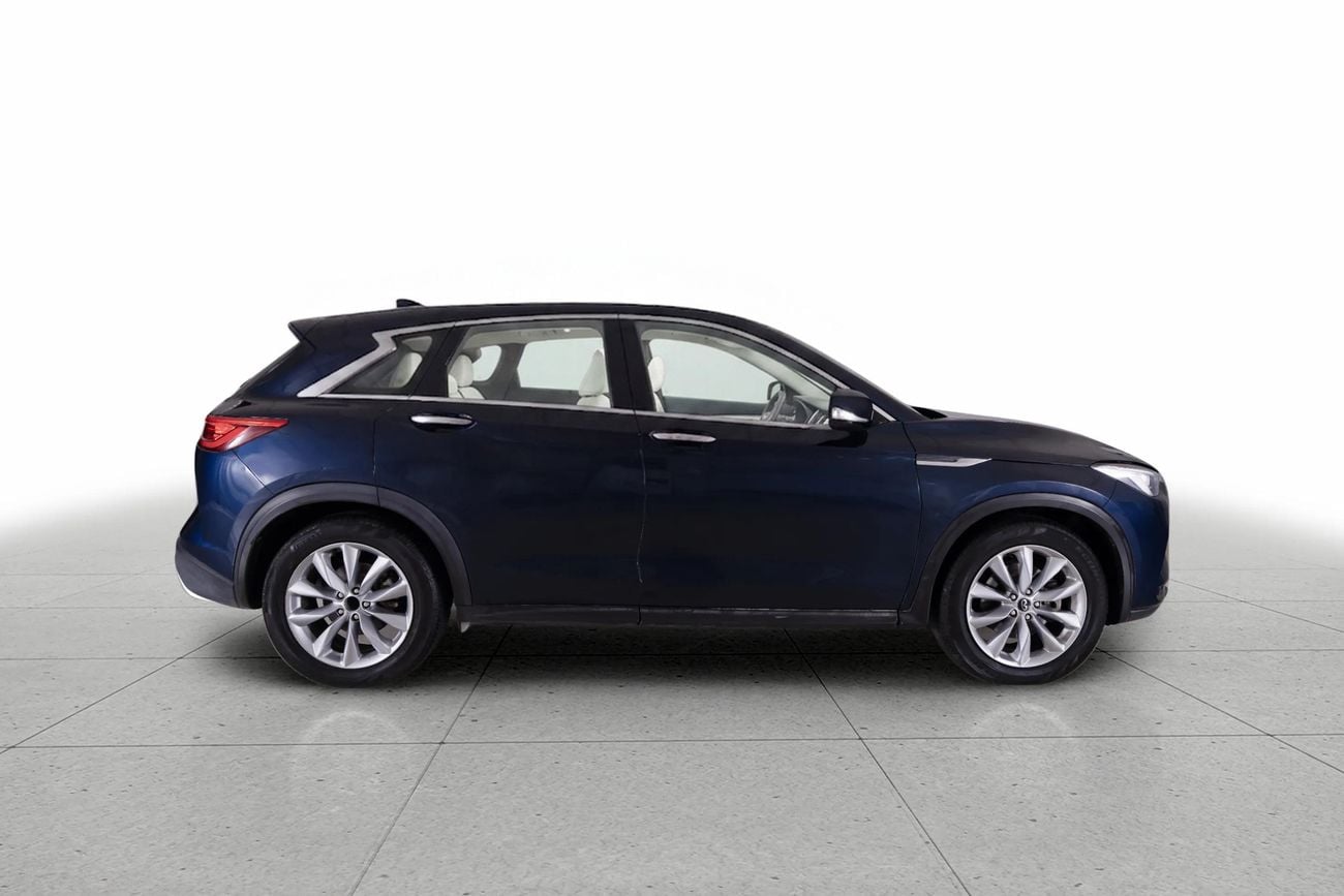 Infiniti QX50 LUXE 2.0