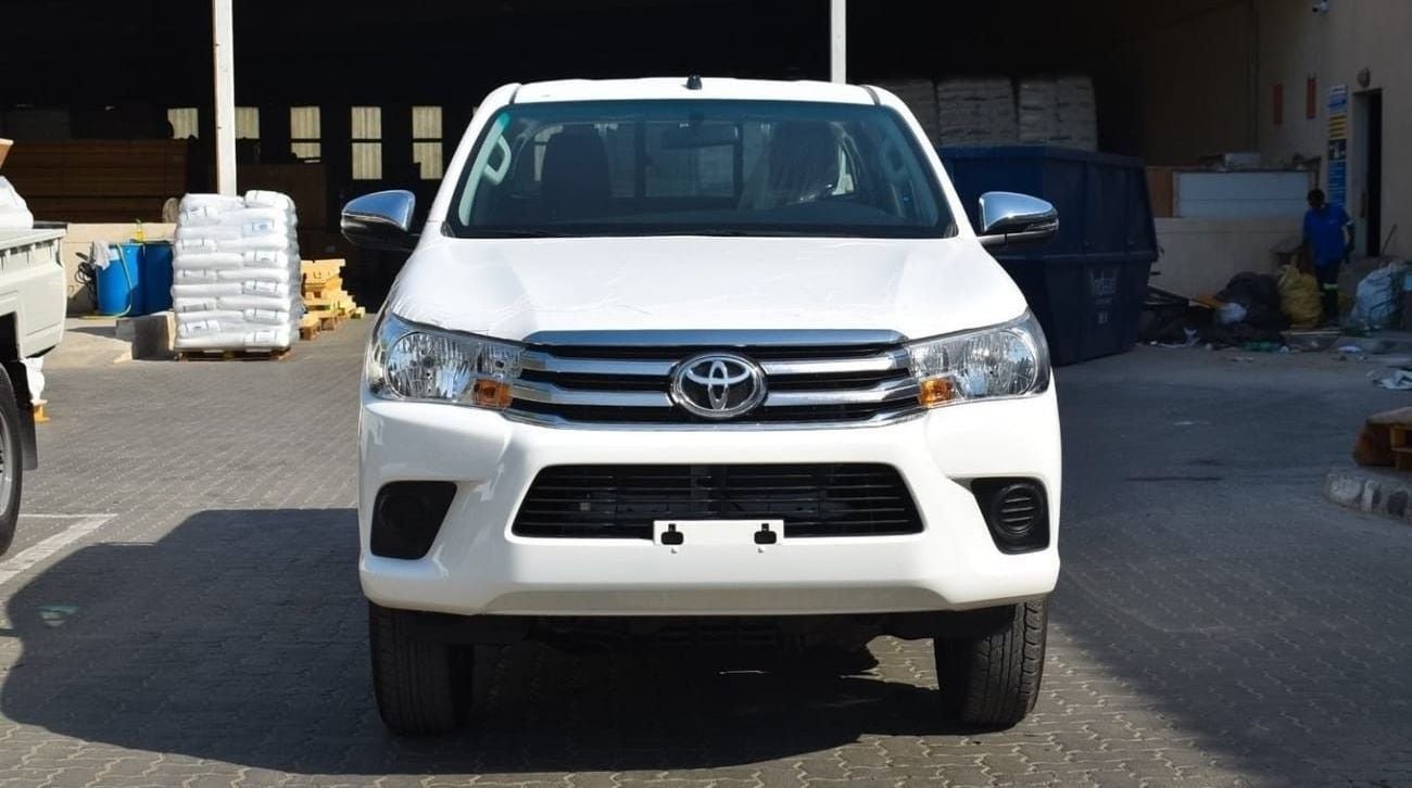 تويوتا هيلوكس TOYOTA HILUX DLX 2.4 PETROL AUTOMATIC 2024 GCC OMAN