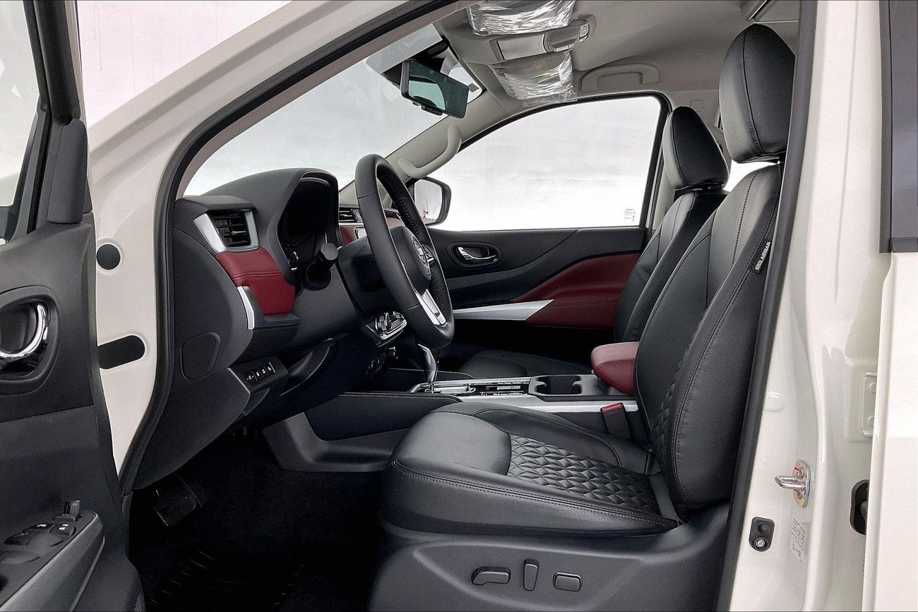 Nissan XTerra Platinum | 1 year free warranty | 1.99% financing rate | 7 day return policy